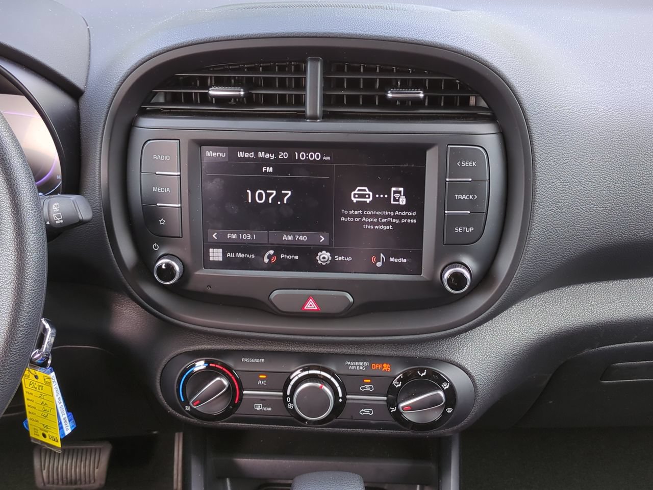 Certified 2025 Kia Soul LX w/ LX Technology Package FWD image 18