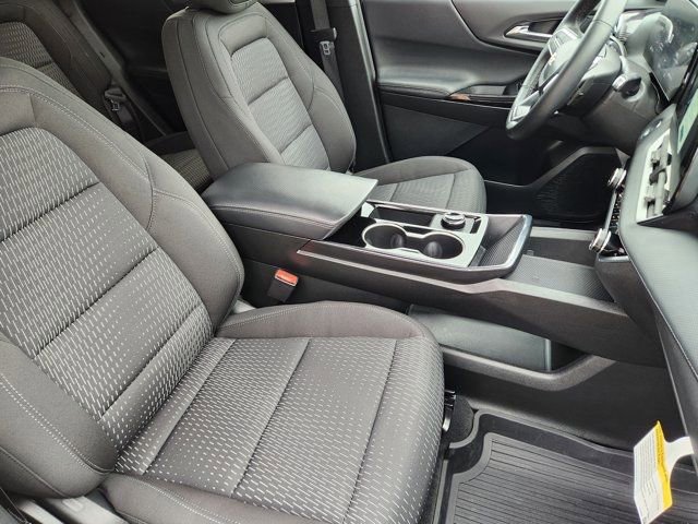 Used 2026 Chevrolet Equinox LT image 19