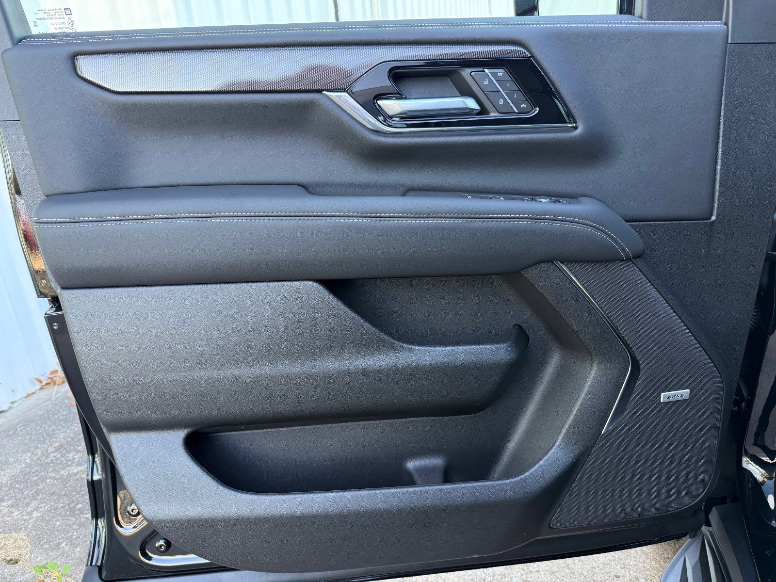 New 2026 GMC Yukon Elevation w/ Elevation Premium Package image 8