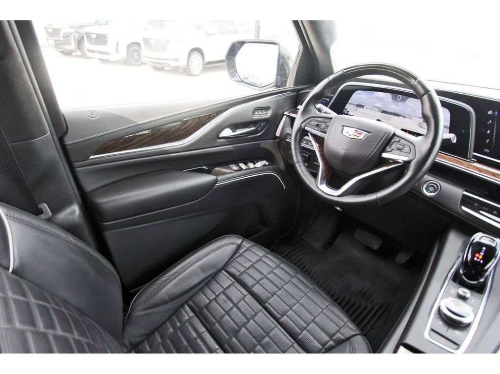 Certified 2024 Cadillac Escalade Sport Platinum w/ LPO, ONYX Package image 8