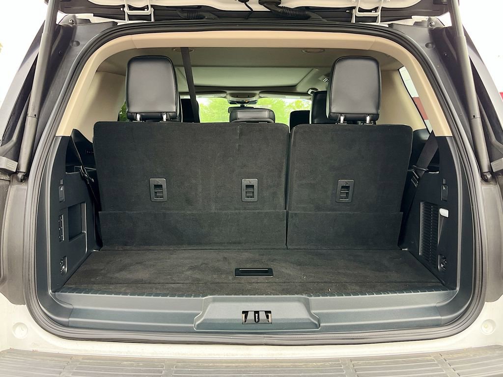 Used 2023 Ford Expedition XLT image 27