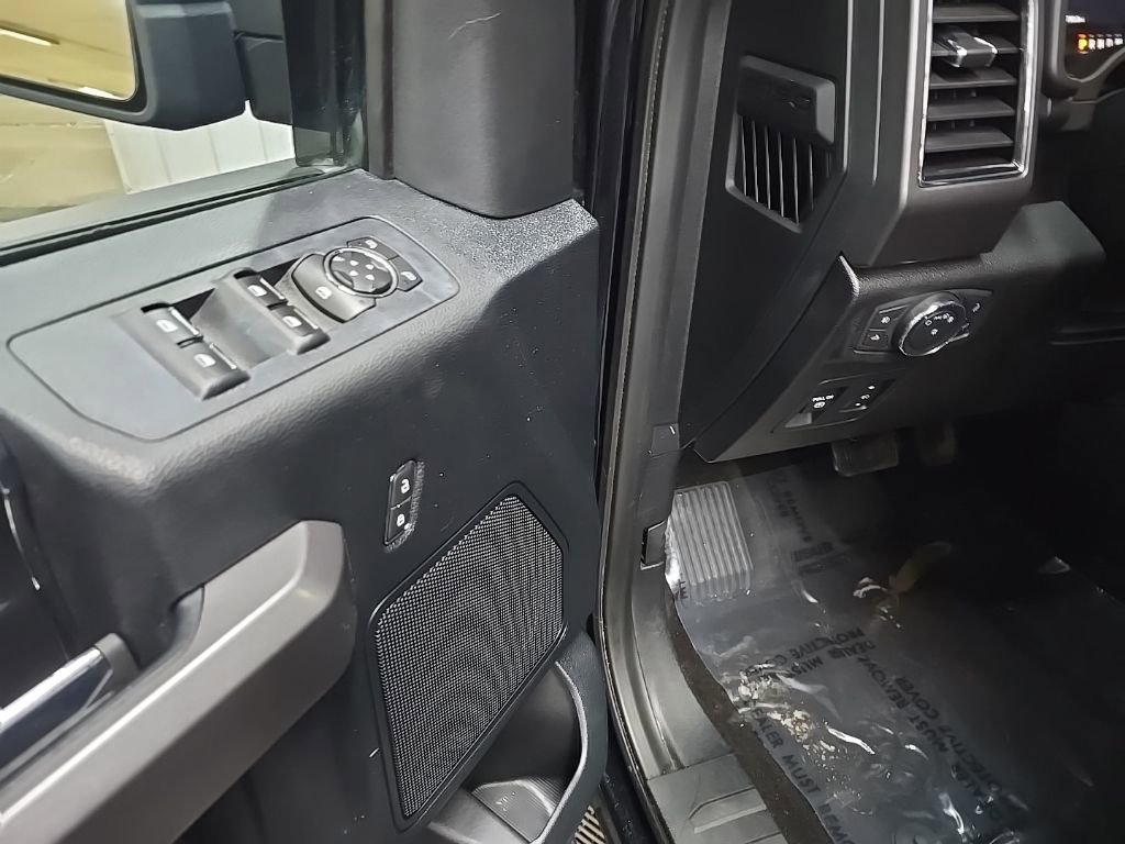 Used 2020 Ford F150 XLT w/ Equipment Group 302A Luxury image 28