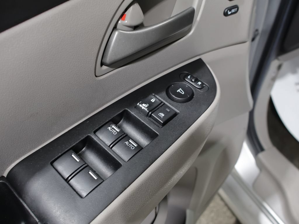 Used 2012 Honda Odyssey Touring image 14