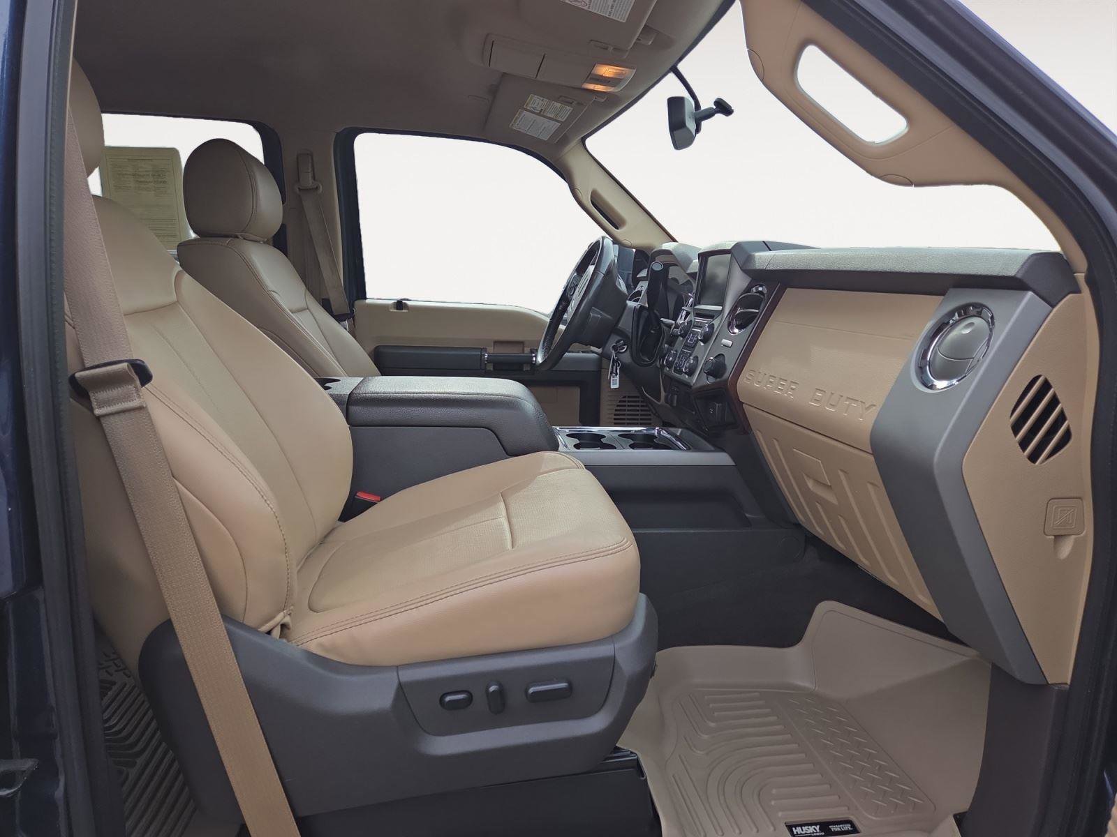 Used 2016 Ford F350 Lariat image 17