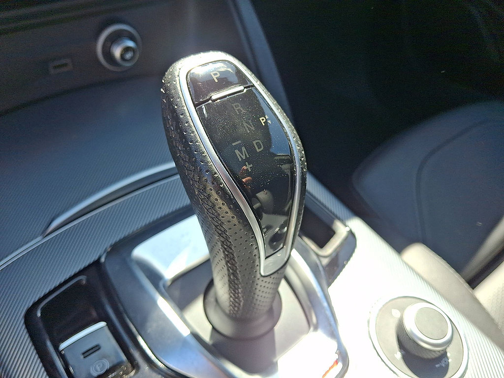 Used 2024 Alfa Romeo Stelvio Veloce AWD/4WD image 18