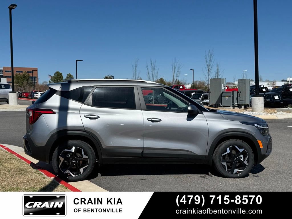 New 2026 Kia Seltos S FWD image 9
