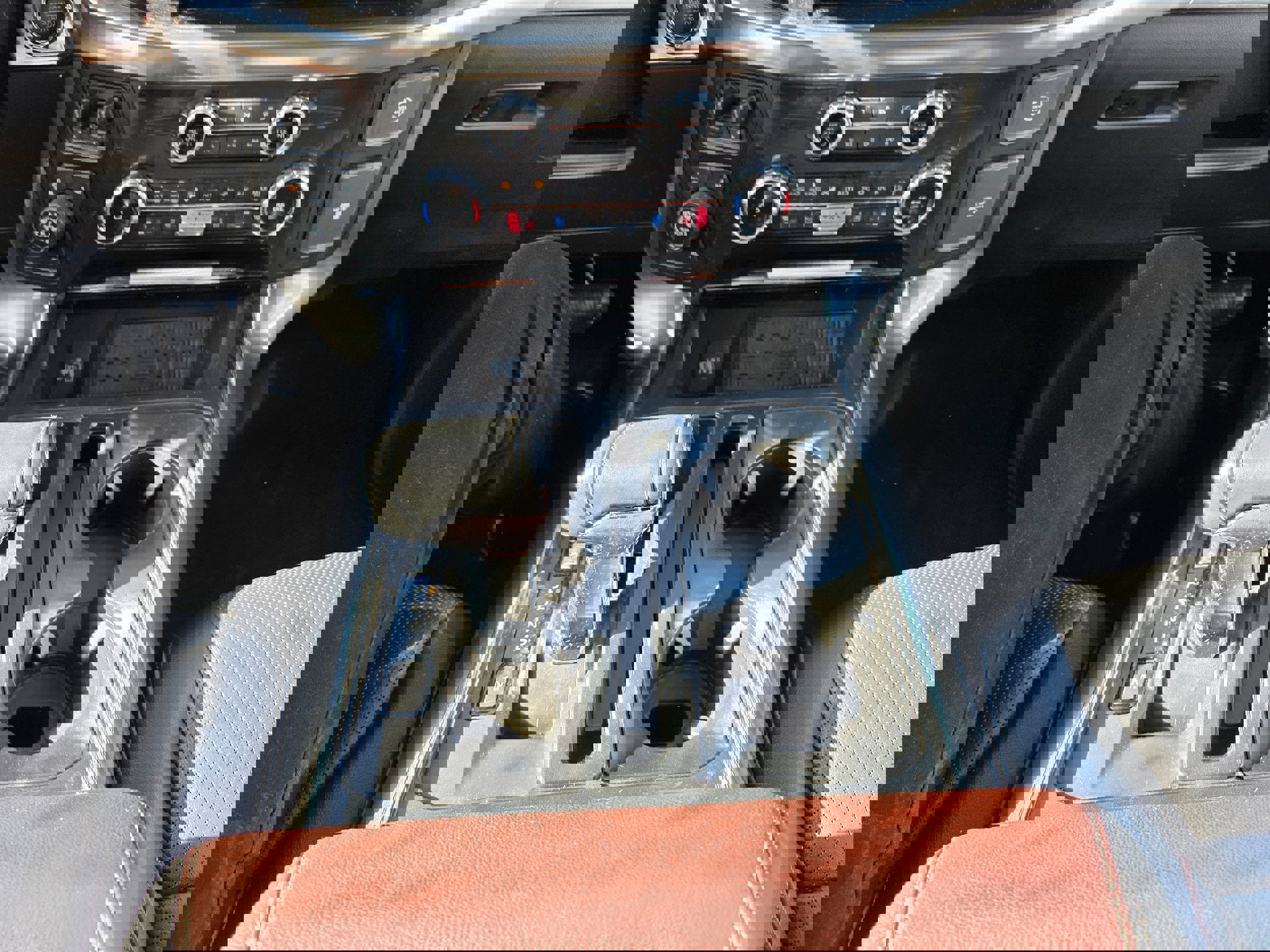 Certified 2023 Ford F150 Lariat w/ Equipment Group 502A High image 13