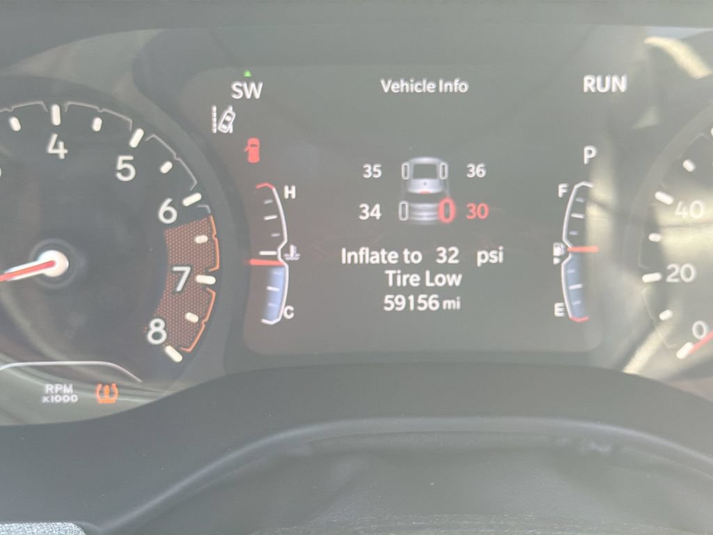 Used 2024 Jeep Compass Latitude AWD/4WD image 10