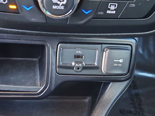 Used 2018 Jeep Renegade Latitude image 26