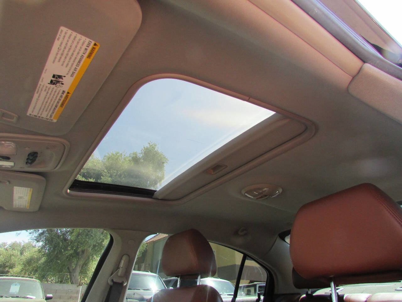 Used 2008 Saturn Aura XR w/ Premium Trim Package image 19