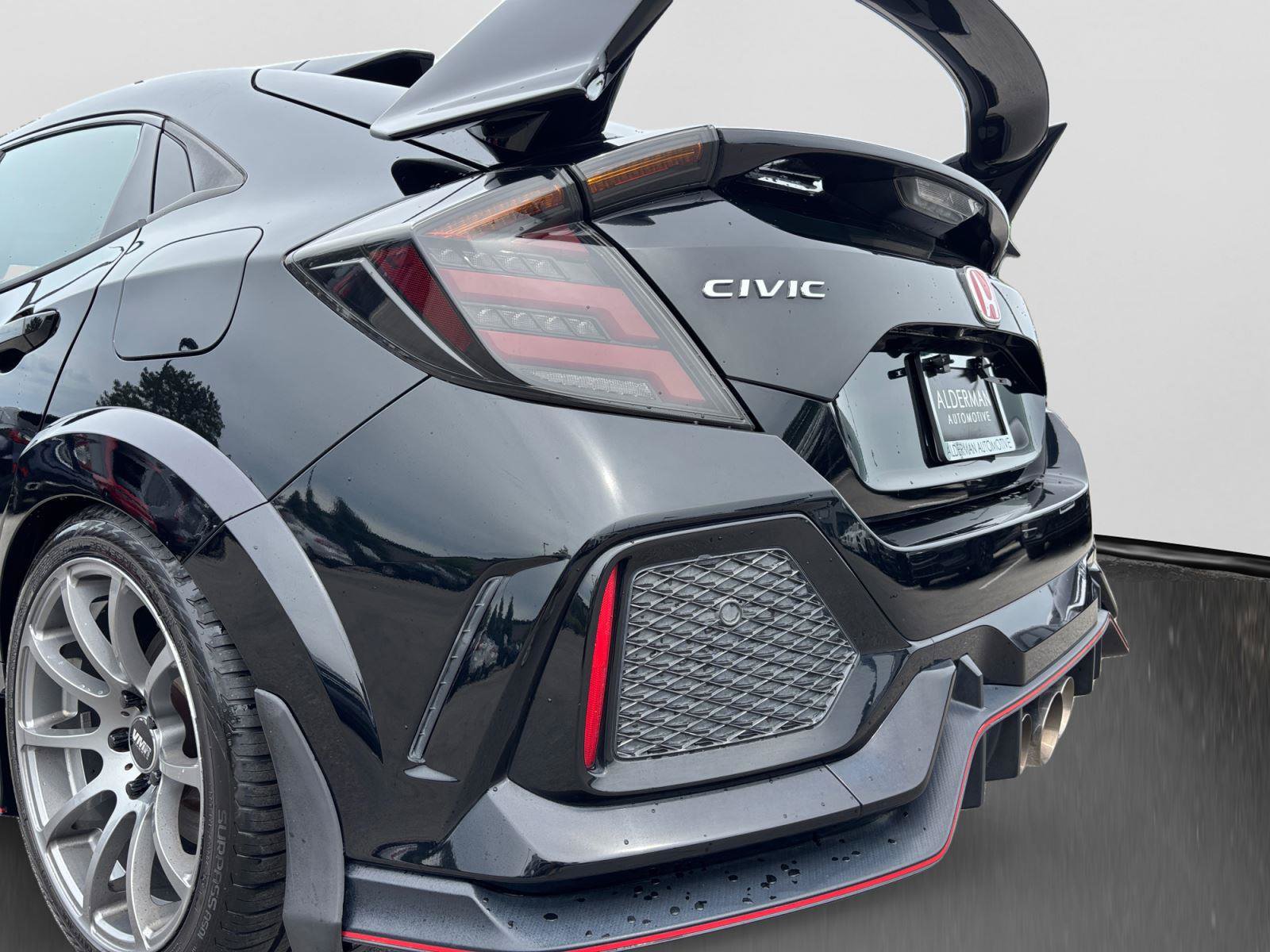 Used 2017 Honda Civic Type R image 54