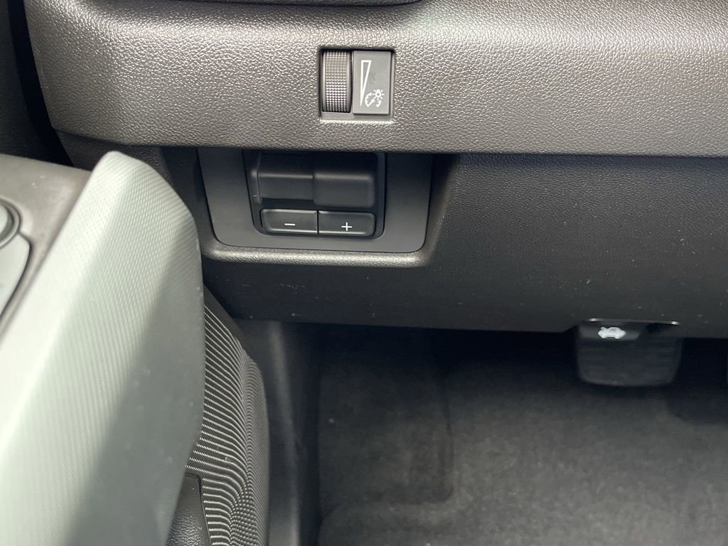 New 2026 GMC Canyon Elevation w/ Convenience Package image 18
