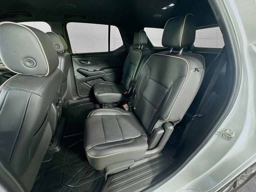 Used 2022 Chevrolet Traverse Premier AWD/4WD image 30