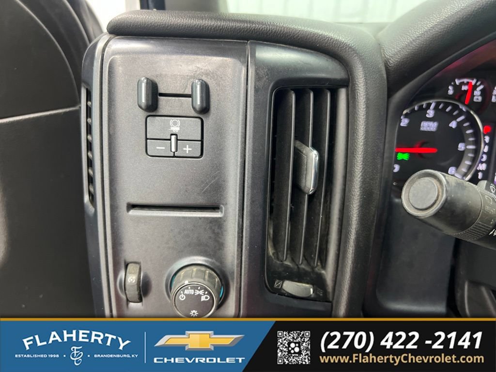 Used 2015 Chevrolet Silverado 3500 W/T RWD image 19