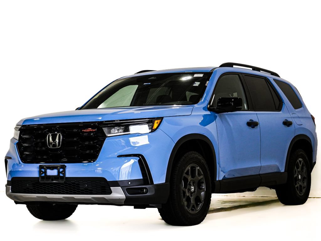 Used 2024 Honda Pilot TrailSport image 3
