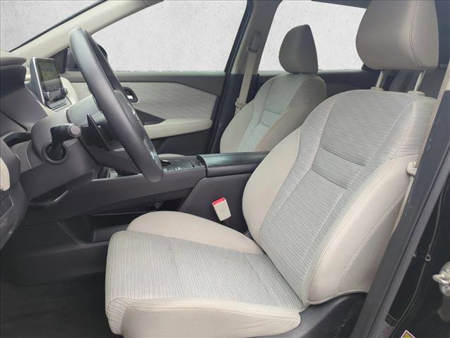 Used 2023 Nissan Rogue SV image 18