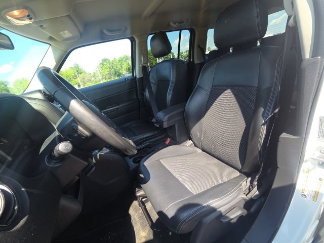 Used 2017 Jeep Patriot Sport w/ Power Value Group FWD image 20