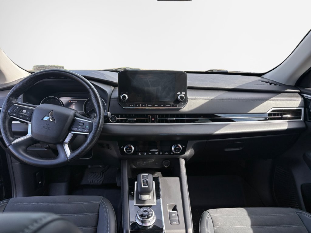Used 2022 Mitsubishi Outlander SE AWD/4WD image 22