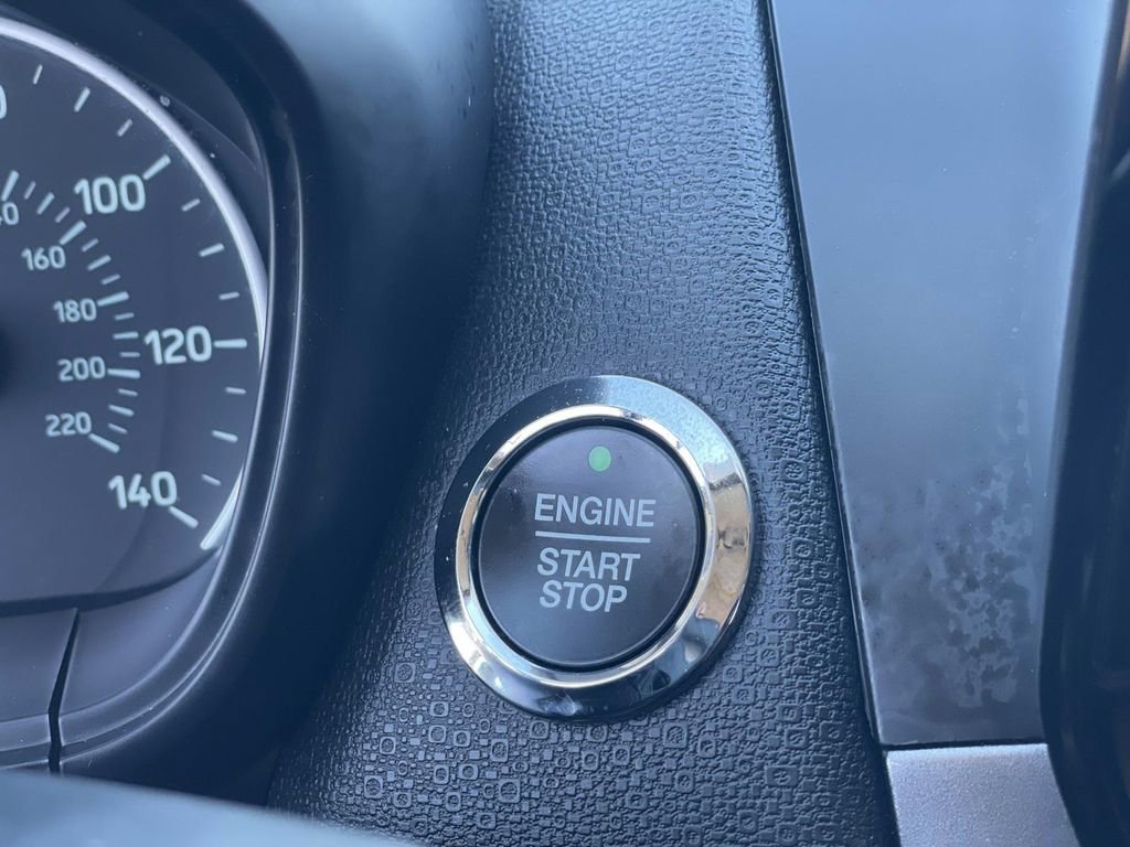 Used 2022 Ford EcoSport SE w/ SE Convenience Package image 13