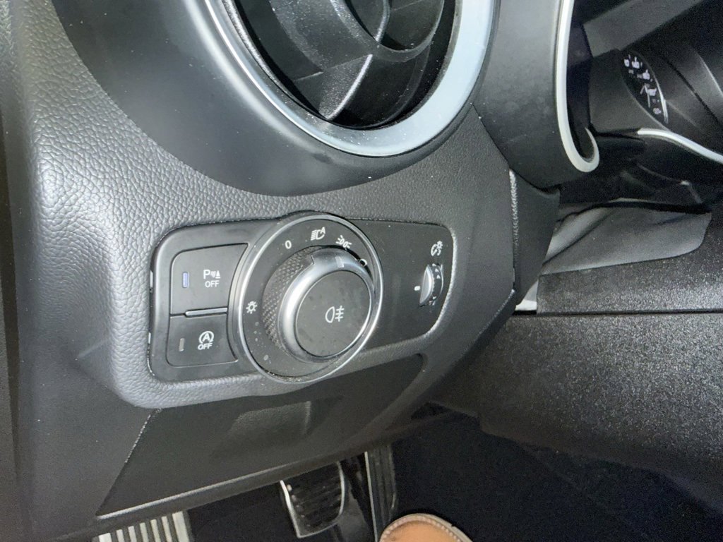 Used 2022 Alfa Romeo Stelvio Quadrifoglio w/ Active Assist Plus Package image 42