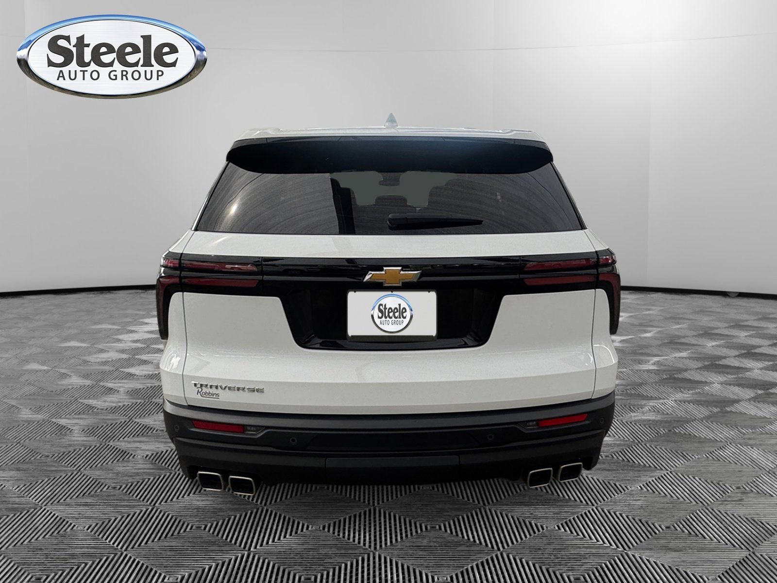 Certified 2024 Chevrolet Traverse LS FWD image 4