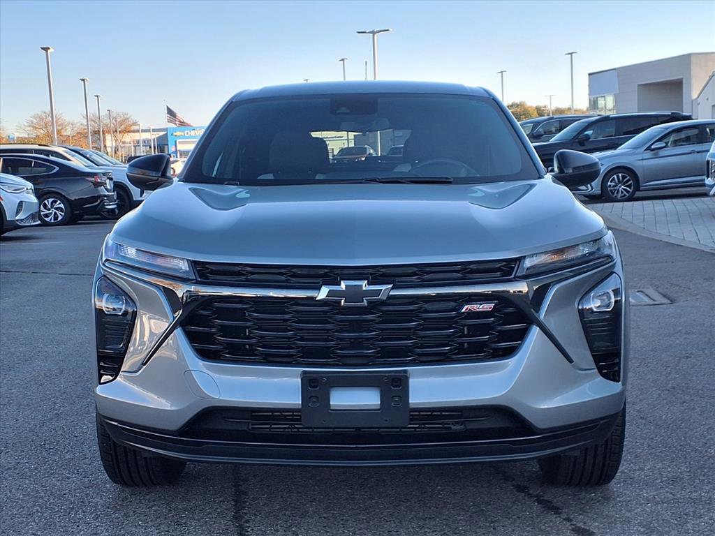 Used 2024 Chevrolet Trax RS w/ Driver Confidence Package image 6