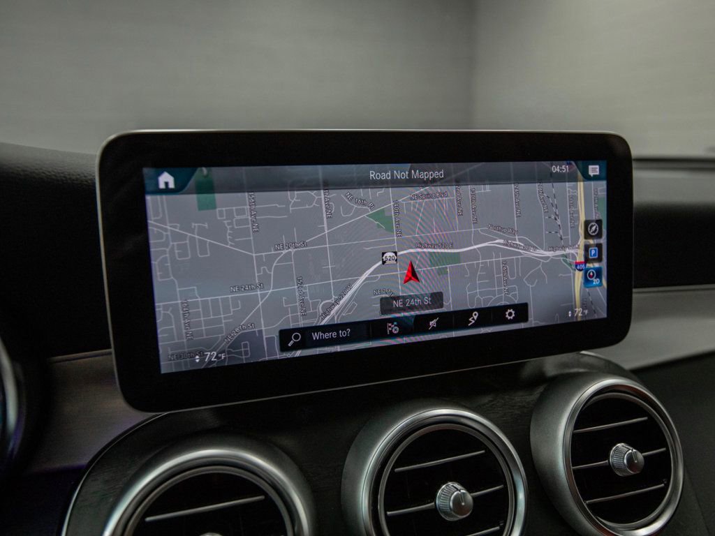 Used 2021 Mercedes-Benz GLC 300 4MATIC Coupe image 21