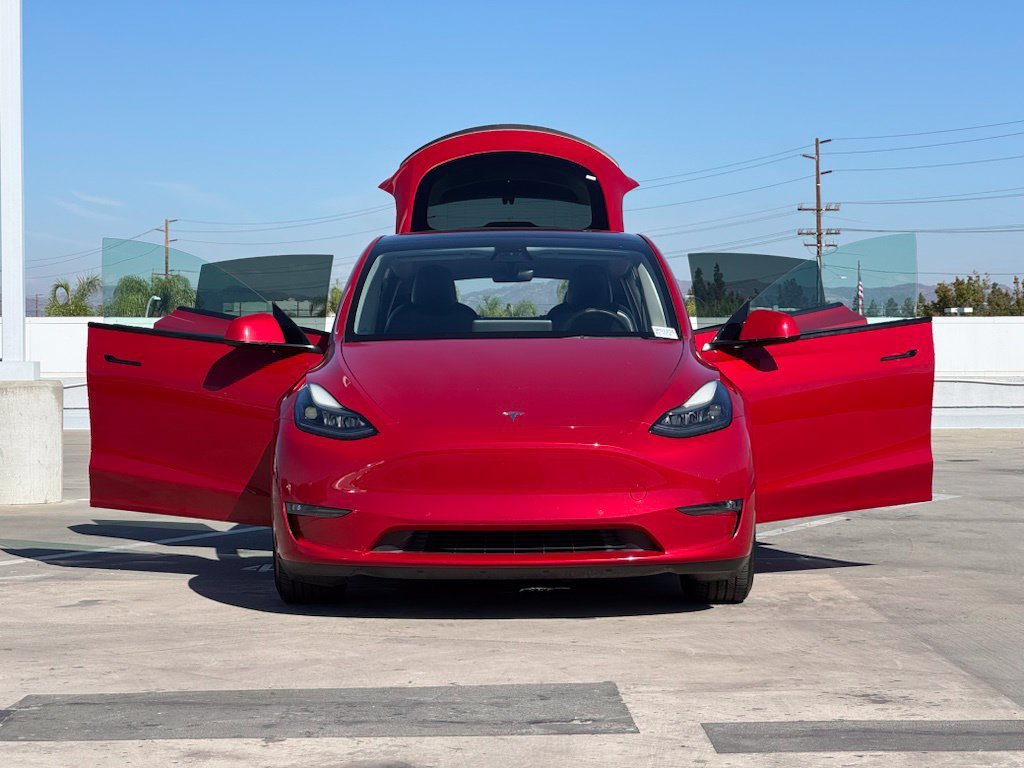 Used 2022 Tesla Model Y Performance AWD/4WD image 27