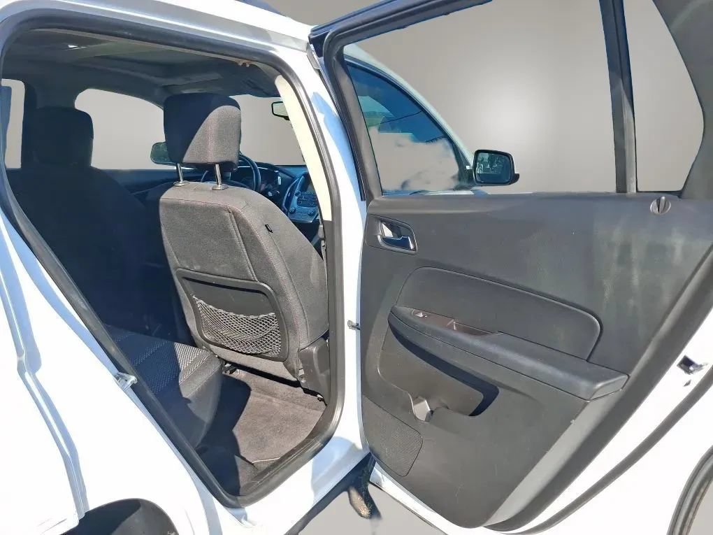 Used 2015 GMC Terrain SLE AWD/4WD image 35