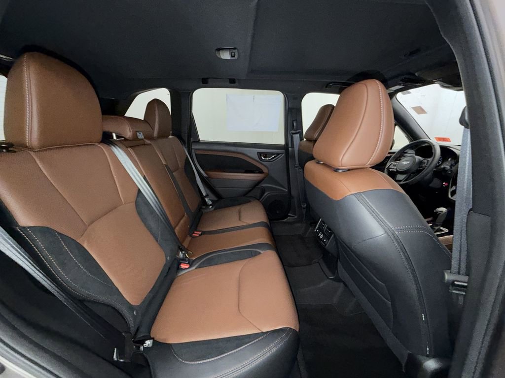 Certified 2025 Subaru Forester Touring AWD/4WD image 19