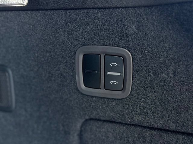 New 2026 Porsche Cayenne AWD/4WD image 33