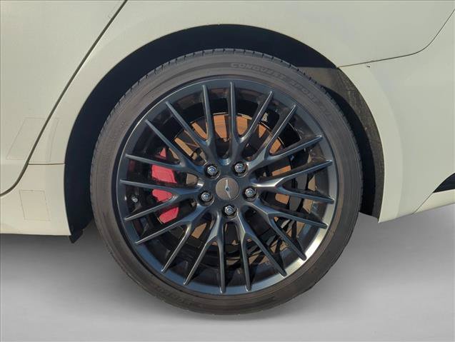 Used 2022 Genesis G70 3.3T Launch Edition RWD image 6