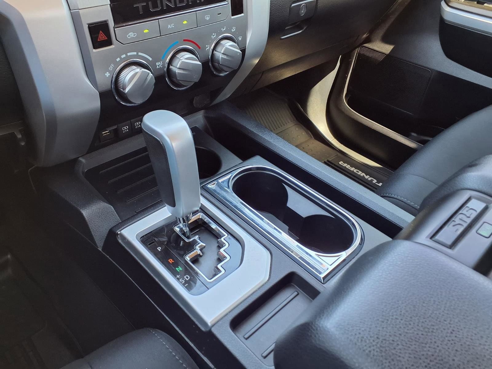 Used 2020 Toyota Tundra SR5 w/ SR5 Upgrade Package image 25