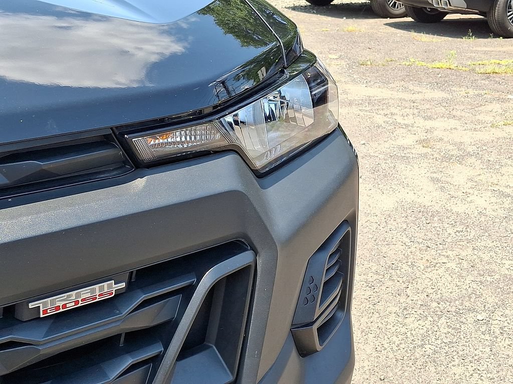 Used 2024 Chevrolet Colorado Trail Boss AWD/4WD image 36