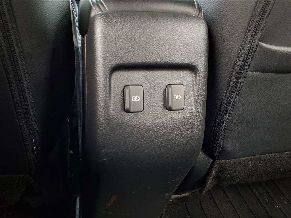 Certified 2023 Nissan Kicks SR w/ SR Premium Package image 25