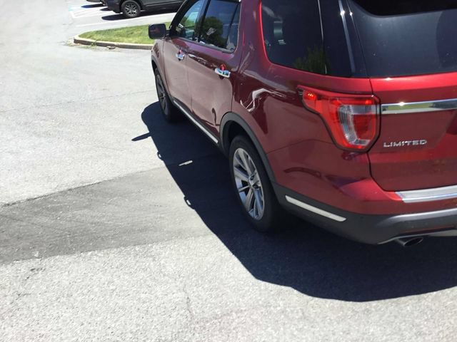 Used 2018 Ford Explorer Limited AWD/4WD image 8