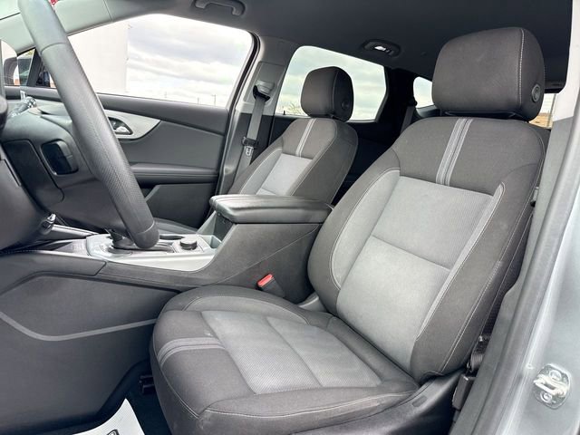 Used 2023 Chevrolet Blazer LT w/ Convenience Package image 11