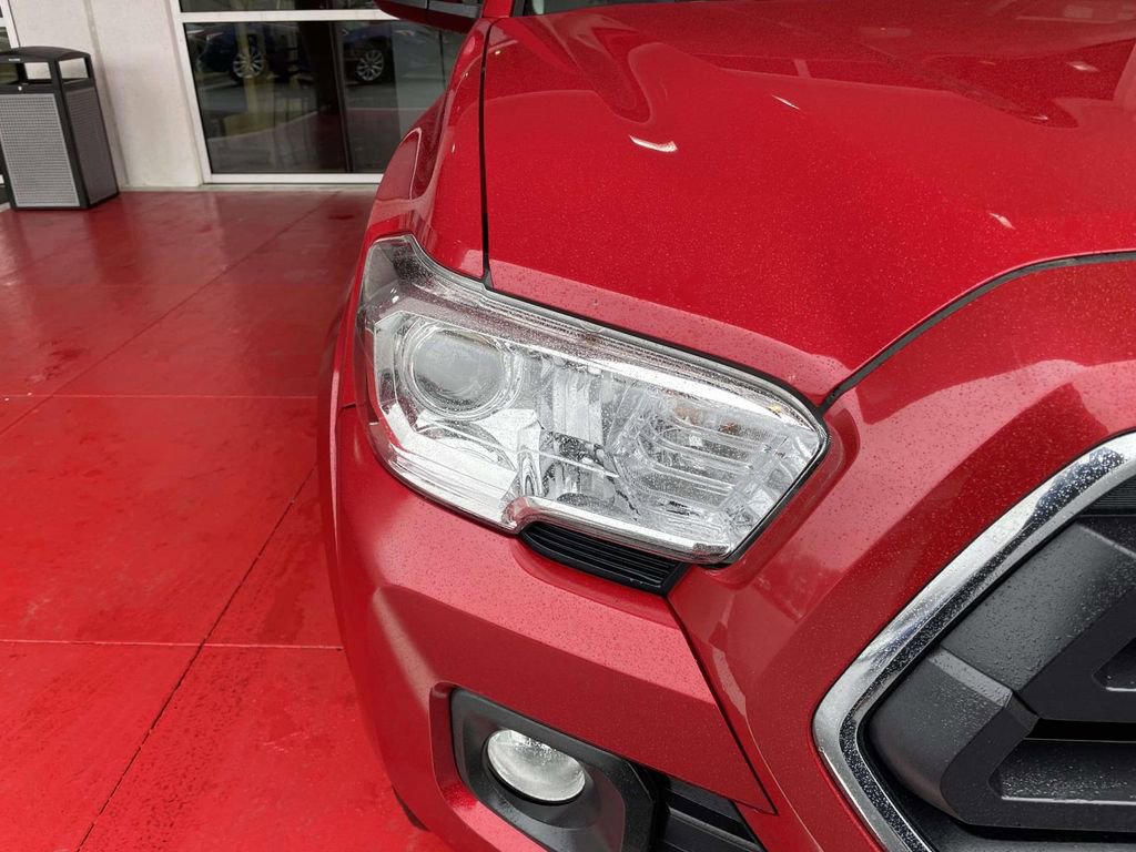 Used 2022 Toyota Tacoma SR5 image 17