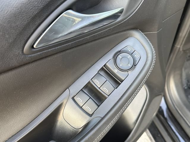 Used 2024 Buick Encore GX Sport Touring FWD image 22