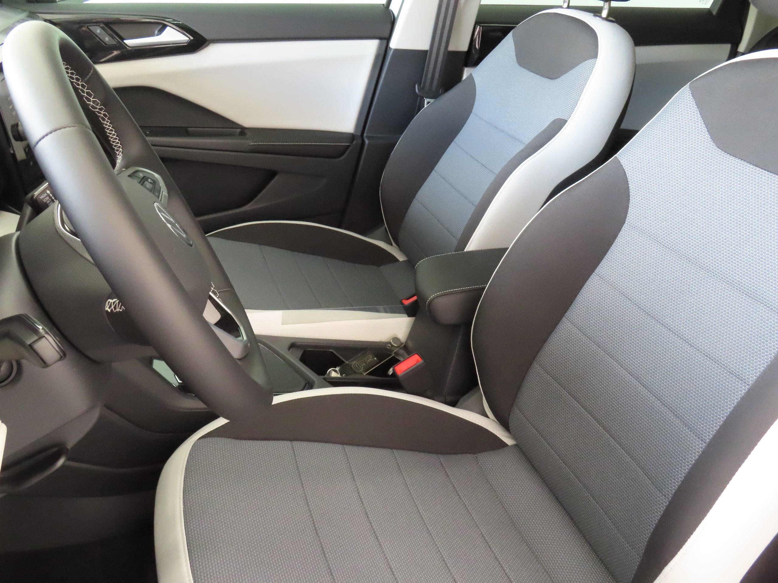 New 2025 Volkswagen Taos S image 12