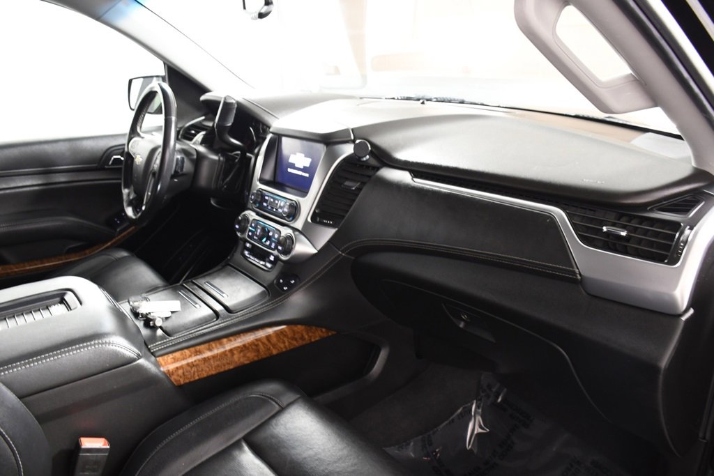 Used 2019 Chevrolet Suburban Premier image 19