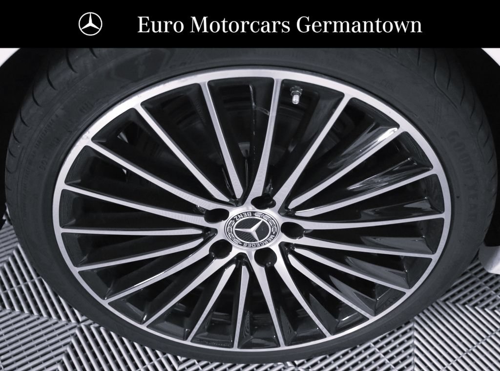 Certified 2026 Mercedes-Benz C 300 4MATIC Sedan image 7