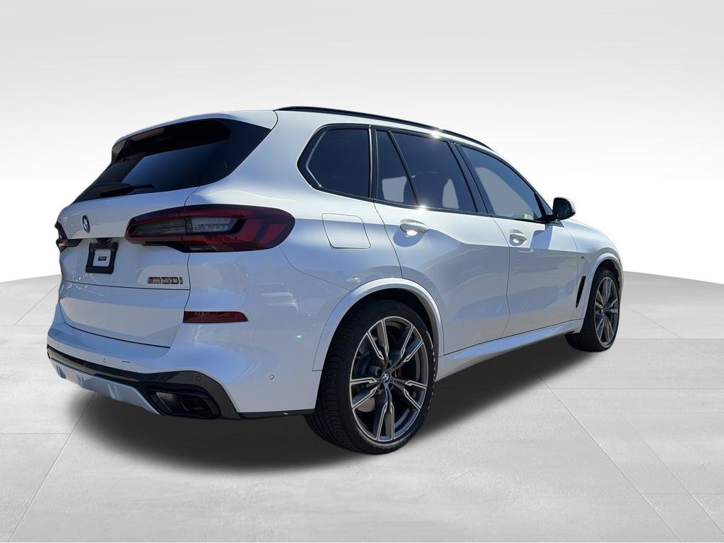 Used 2021 BMW X5 M50i AWD/4WD image 16