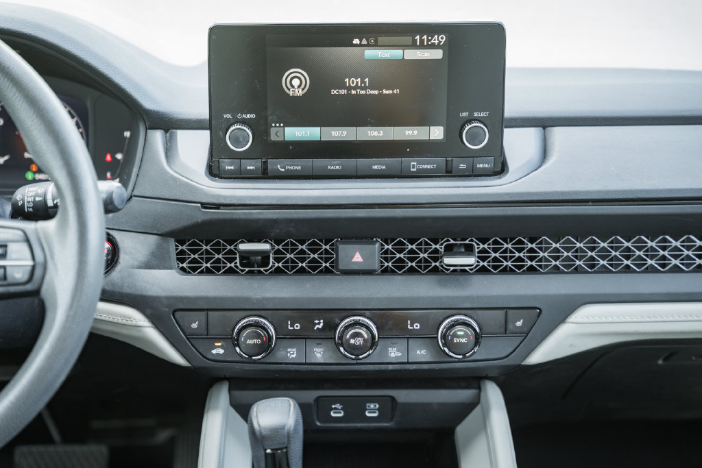 Used 2023 Honda Accord EX image 17