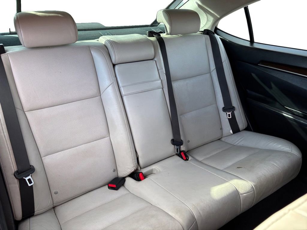 Used 2013 Lexus ES 350 image 23
