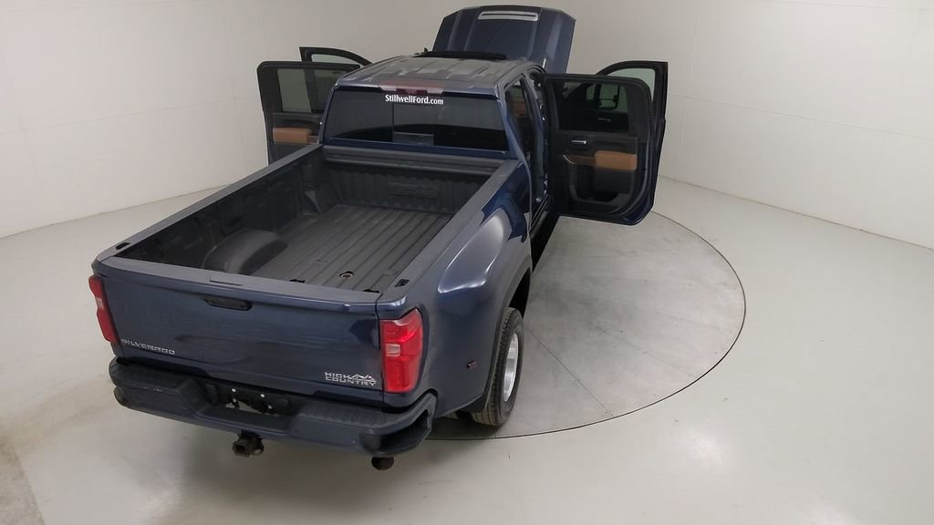 Used 2021 Chevrolet Silverado 3500 High Country image 54