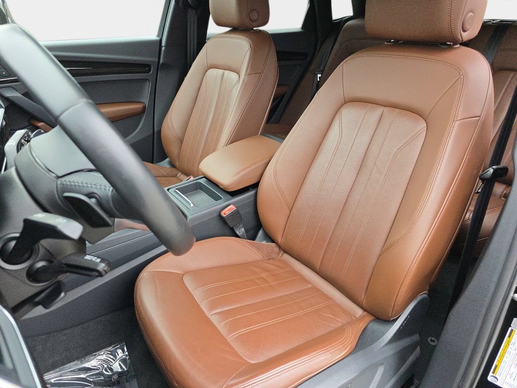 Used 2019 Audi Q5 Premium w/ Convenience Package AWD/4WD image 18