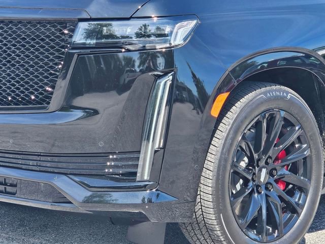 Certified 2024 Cadillac Escalade Sport w/ LPO, ONYX Package AWD/4WD image 10