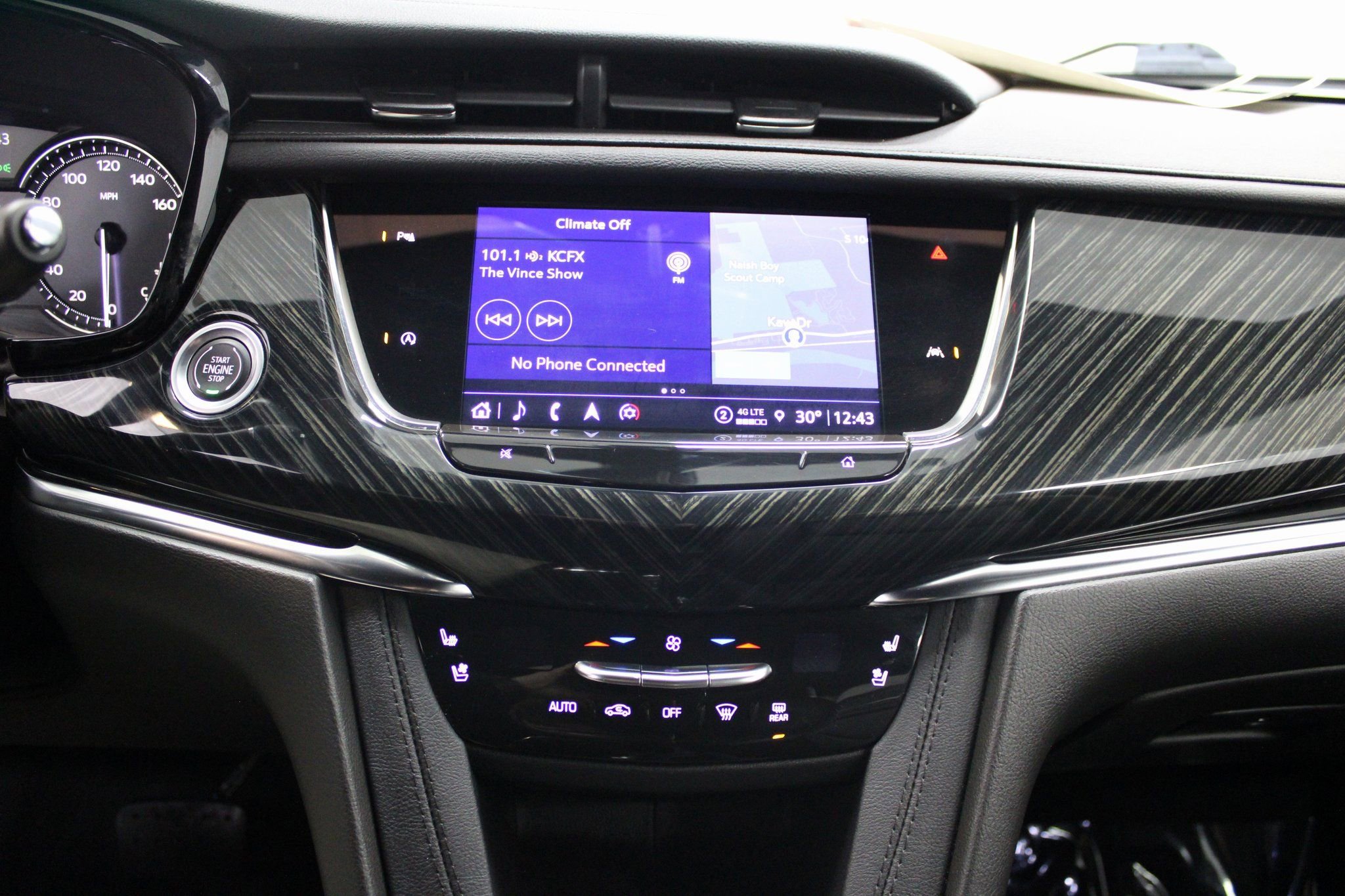 Used 2023 Cadillac XT6 Premium Luxury image 42