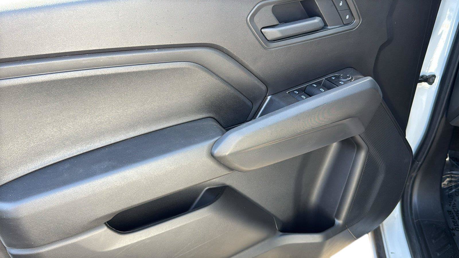 Used 2025 Chevrolet Colorado Trail Boss AWD/4WD image 5